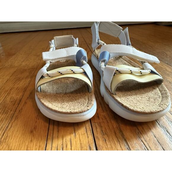 Camper Oruga Up Sandals Platform Size 41 Multicolored Women’s White Blue Yellow - Picture 7 of 8